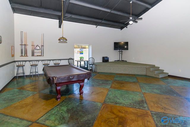 1727 Convict Camp Road, Guntersville, AL 35976