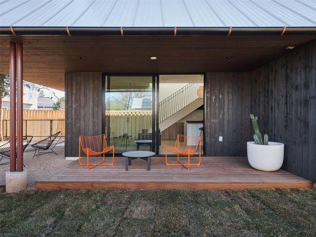 1000 Gullett ST 2, Austin, TX 78702