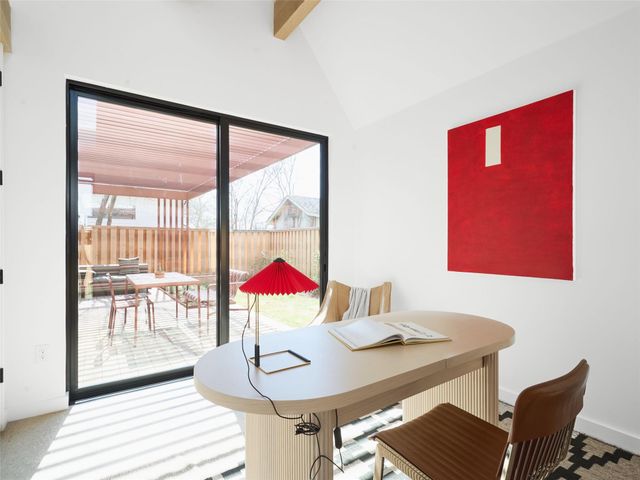 1000 Gullett ST 2, Austin, TX 78702