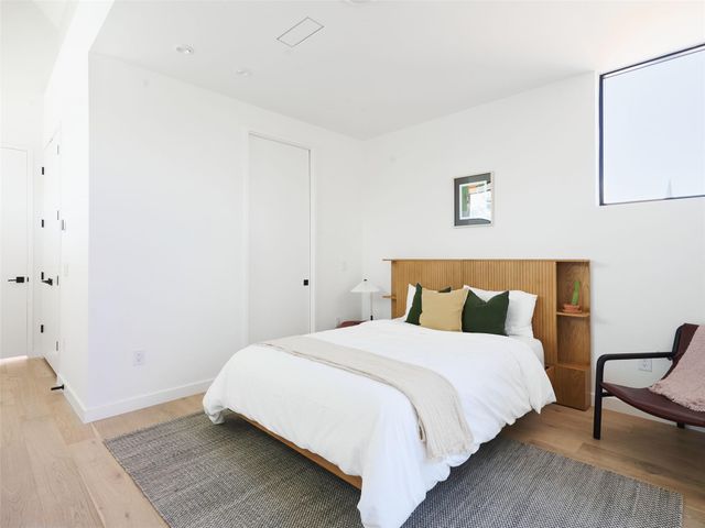 1000 Gullett ST 2, Austin, TX 78702