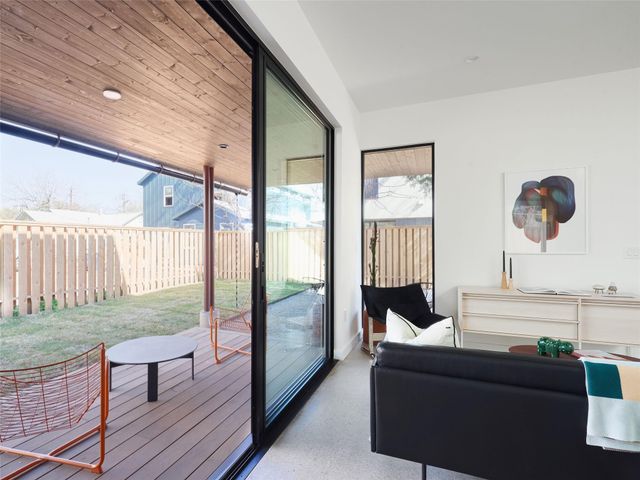 1000 Gullett ST 2, Austin, TX 78702