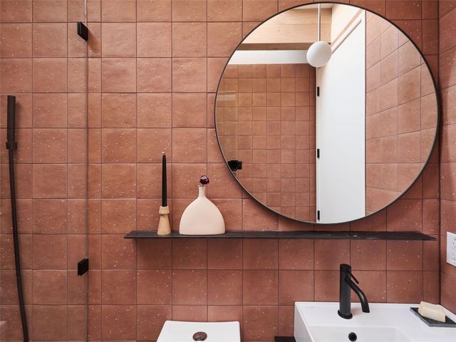 1000 Gullett ST 2, Austin, TX 78702