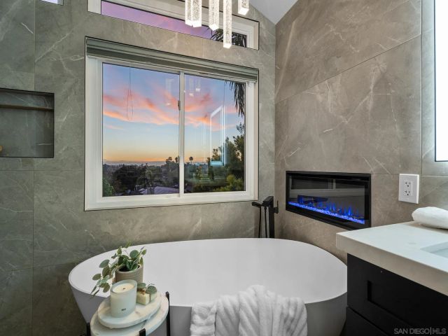 4906 Corte Playa de Castilla, San Diego, CA 92124
