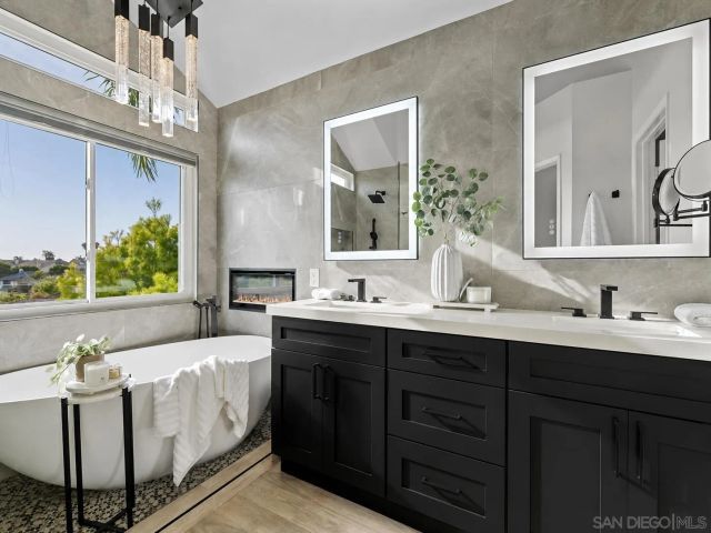 4906 Corte Playa de Castilla, San Diego, CA 92124