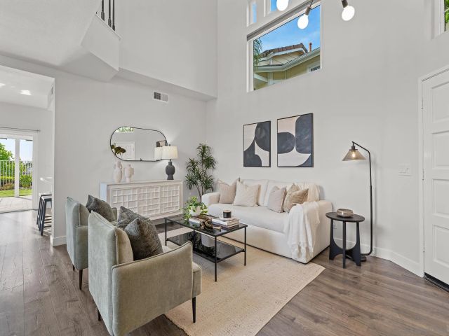 4906 Corte Playa de Castilla, San Diego, CA 92124