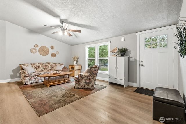 29313 318th Avenue SE, Ravensdale, WA 98051