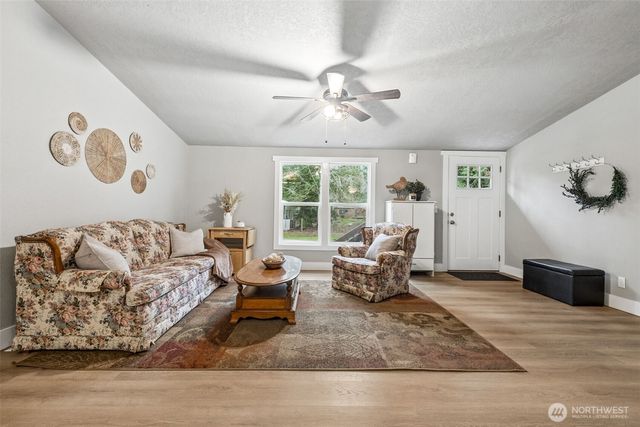 29313 318th Avenue SE, Ravensdale, WA 98051