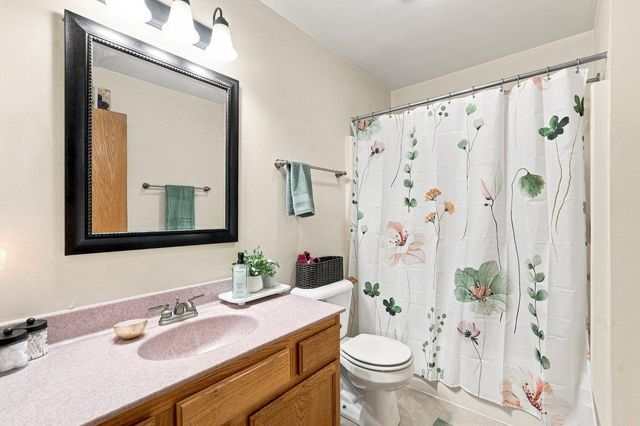 893 Chalfont Drive, Sun Prairie, WI 53590