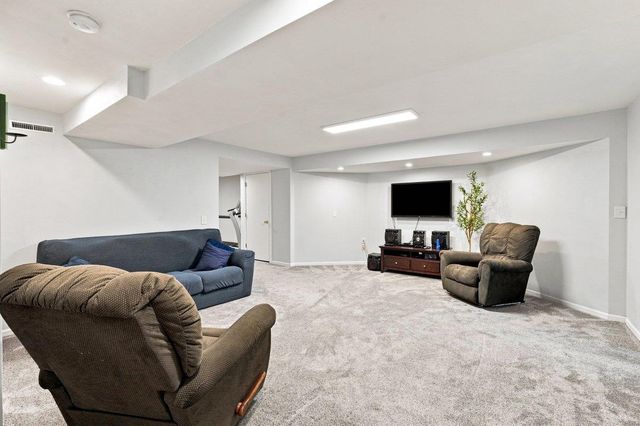 893 Chalfont Drive, Sun Prairie, WI 53590