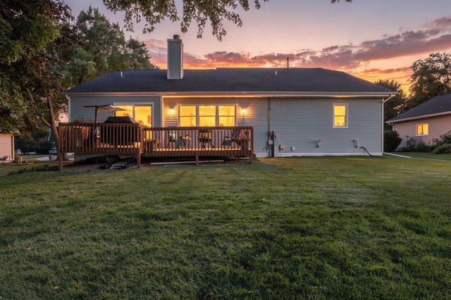893 Chalfont Drive, Sun Prairie, WI 53590