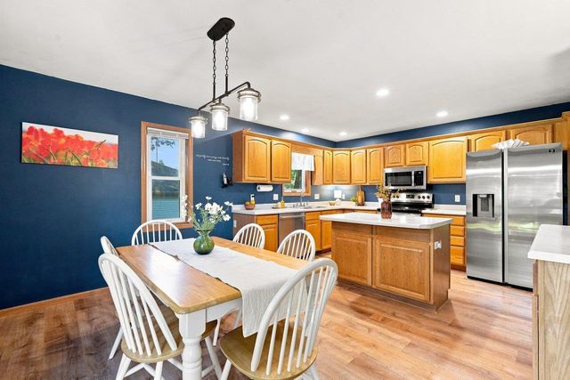 893 Chalfont Drive, Sun Prairie, WI 53590