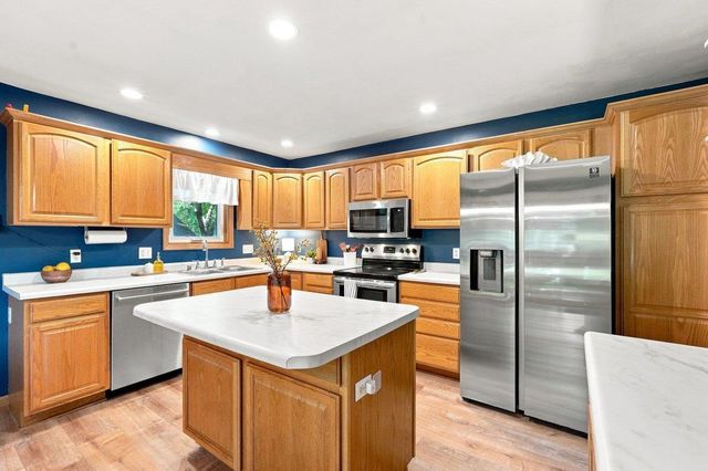 893 Chalfont Drive, Sun Prairie, WI 53590