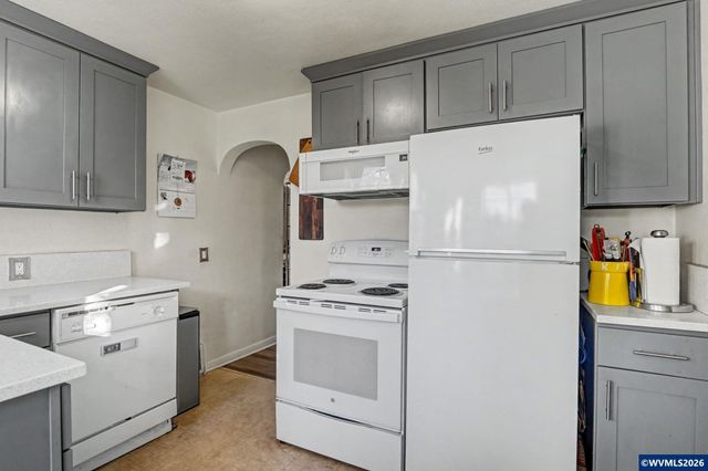 1330 Lee St SE, Salem, OR 97302