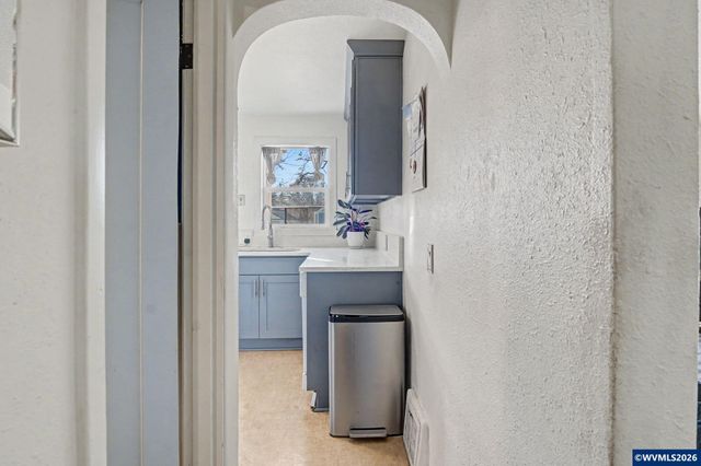 1330 Lee St SE, Salem, OR 97302