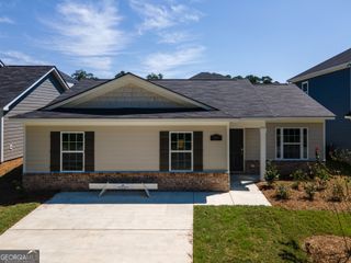 27 Whiterock Drive, Phenix City, AL 36869