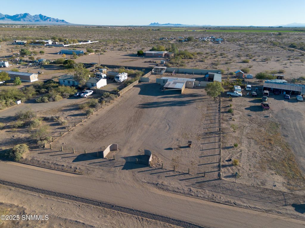 3490 SW Tumbleweed Trail, Deming, NM 88030