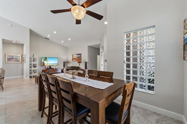 7408 Rockbridge Circle, Lake Worth, FL 33467