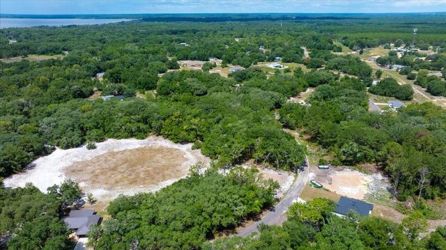 FISHER LANE COURT, Ocklawaha, FL 32179