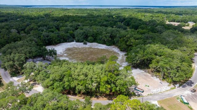 FISHER LANE COURT, Ocklawaha, FL 32179