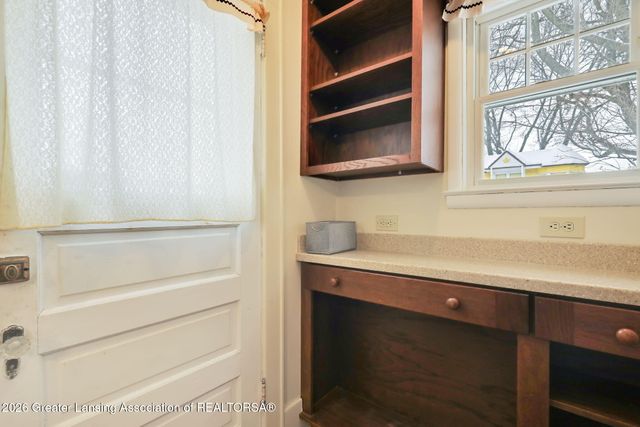 1917 Teel Avenue, Lansing, MI 48910