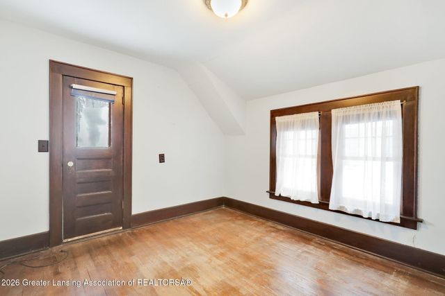 1917 Teel Avenue, Lansing, MI 48910