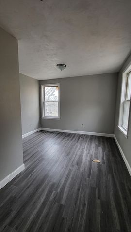 50 Willow Street 50, Lowell, MA 01852
