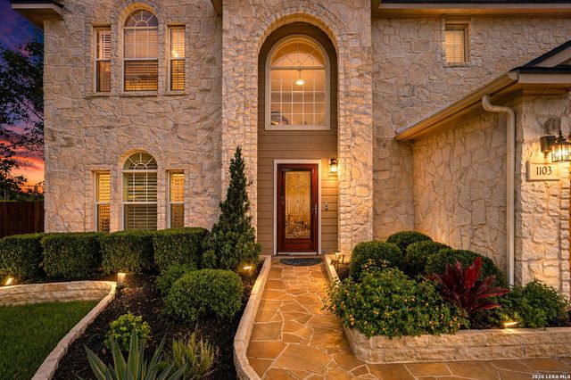 1103 El Sierro, San Antonio, TX 78258