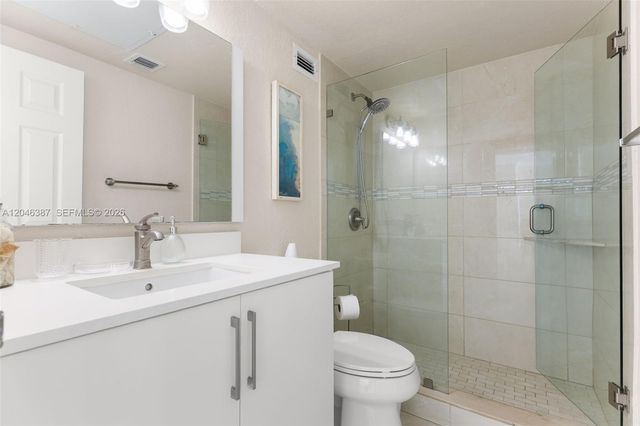 2501 S Ocean Dr 438, Hollywood, FL 33019
