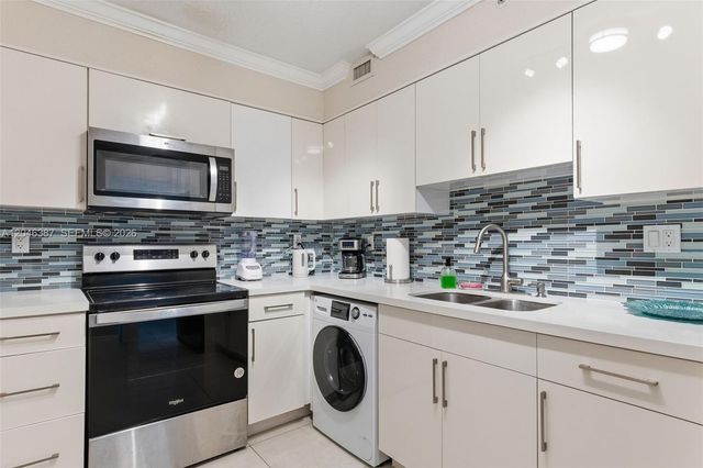 2501 S Ocean Dr 438, Hollywood, FL 33019