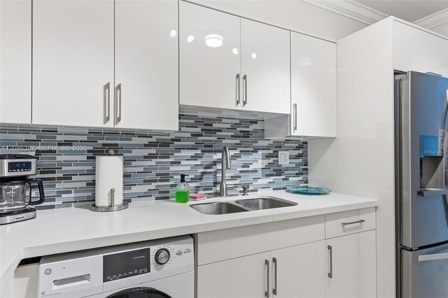 2501 S Ocean Dr 438, Hollywood, FL 33019
