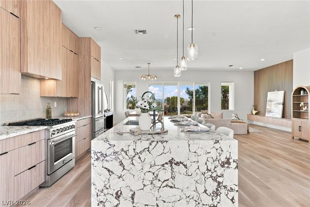 3128 Darby Falls Drive, Las Vegas, NV 89134