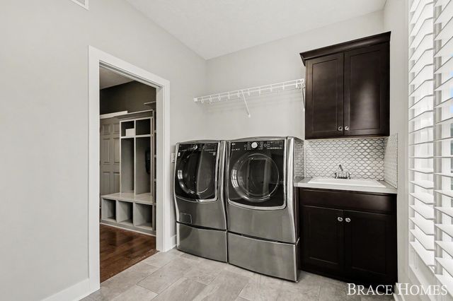 7949 Byron Depot Drive SW, Byron Center, MI 49315