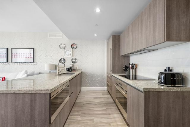 801 S Miami Avenue 1604, Miami, FL 33130