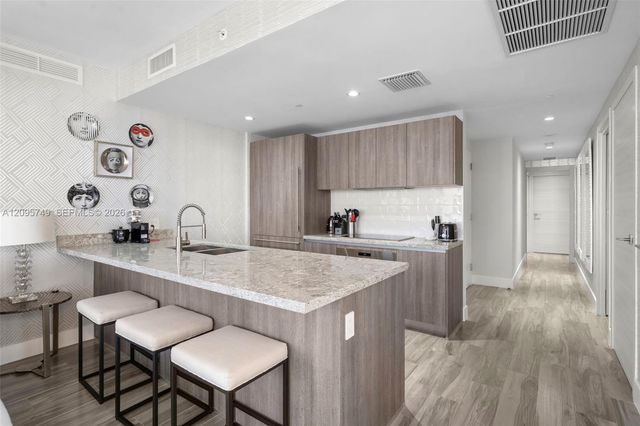 801 S Miami Avenue 1604, Miami, FL 33130