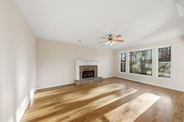 834 Valley Drive, Canton, GA 30114