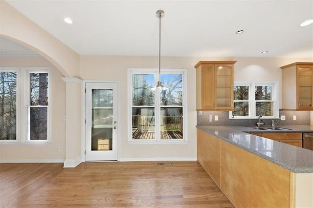 834 Valley Drive, Canton, GA 30114