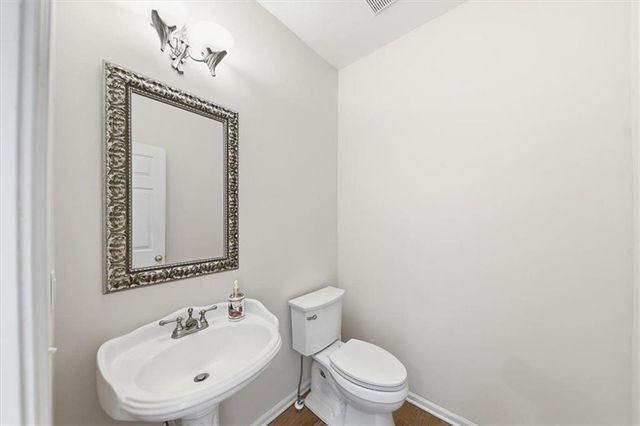 834 Valley Drive, Canton, GA 30114