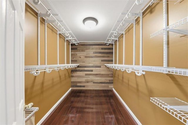 834 Valley Drive, Canton, GA 30114