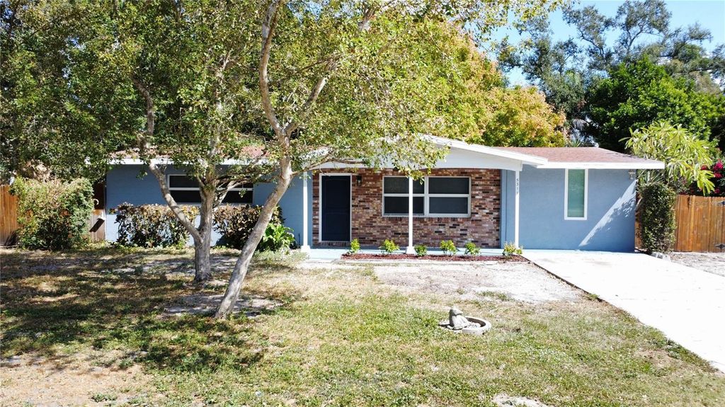 5311 3RD STREET W, Bradenton, FL 34207