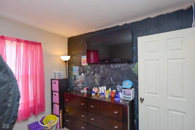 2714 Baltimore Avenue, Indianapolis, IN 46218