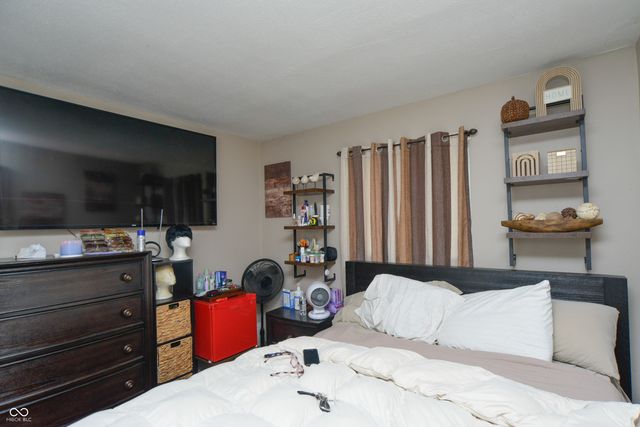 2714 Baltimore Avenue, Indianapolis, IN 46218