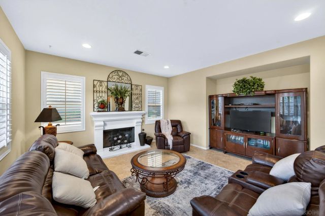 2555 N Trail Court, Chula Vista, CA 91914
