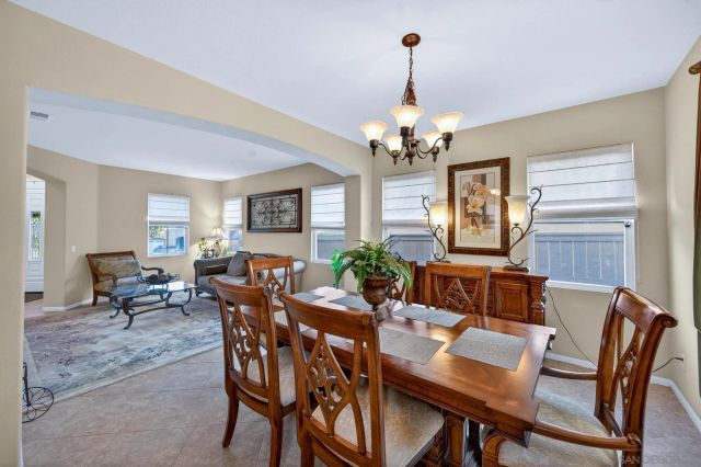 2555 N Trail Court, Chula Vista, CA 91914