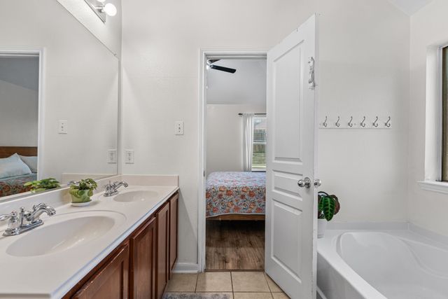 1228 Barrel Run, Fort Worth, TX 76052