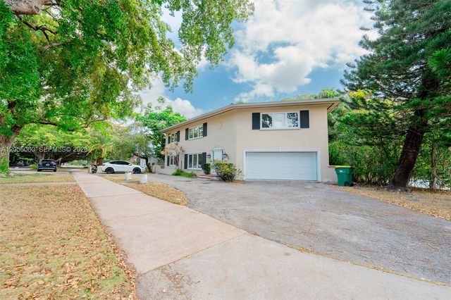 580 University Drive 2, Coral Gables, FL 33134