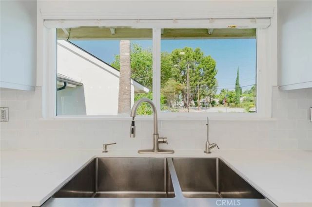 11072 Chimineas Avenue, Porter Ranch, CA 91326