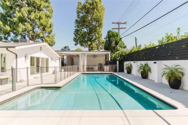 11072 Chimineas Avenue, Porter Ranch, CA 91326
