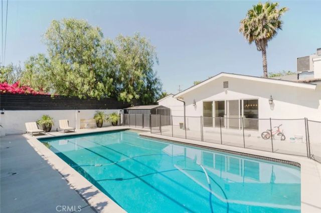 11072 Chimineas Avenue, Porter Ranch, CA 91326