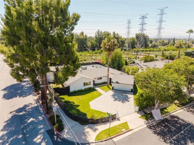11072 Chimineas Avenue, Porter Ranch, CA 91326