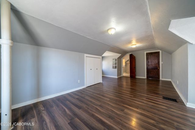 706 HOBBS TERRACE, Jefferson City, MO 65101